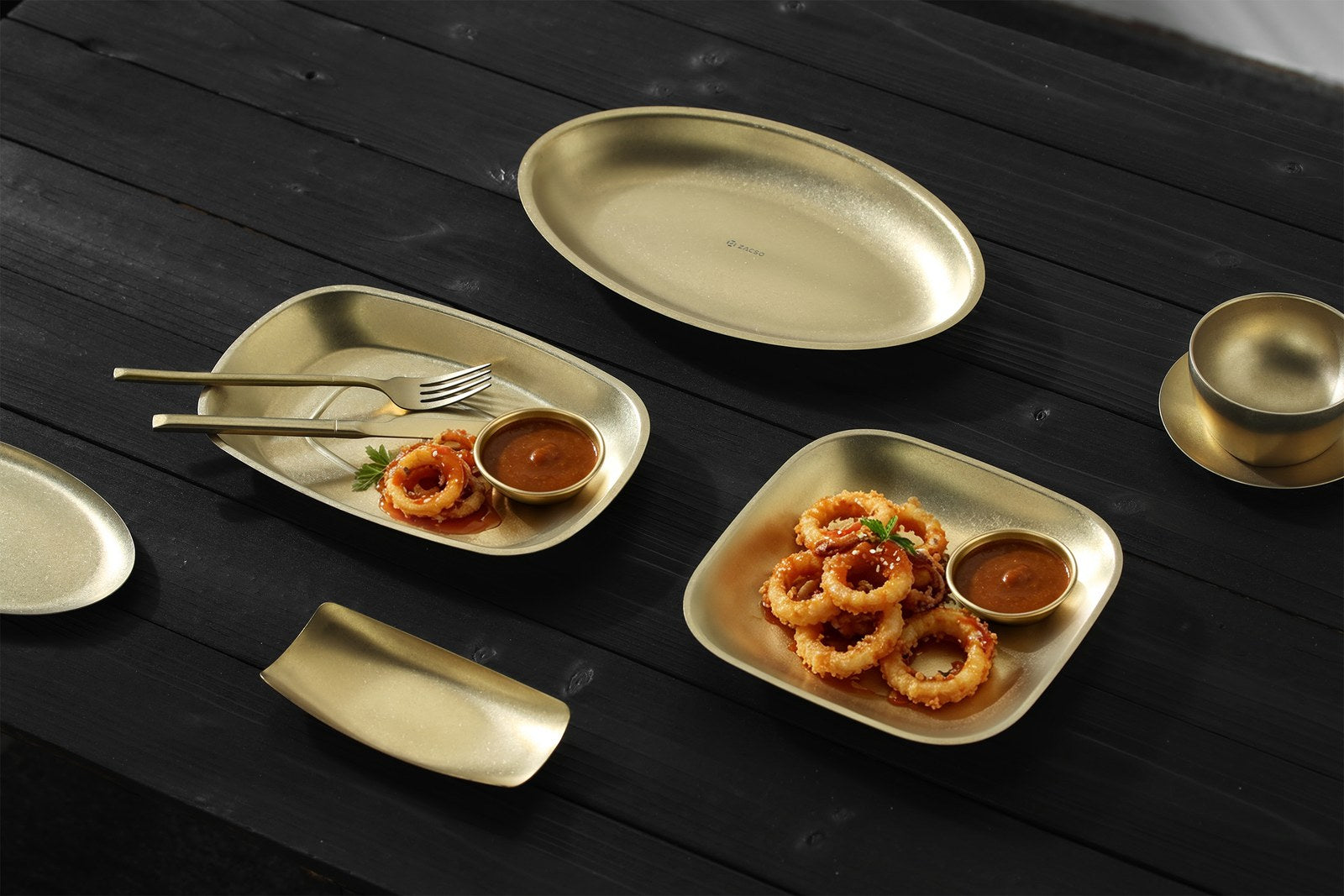 Oval, Square & Fish Serving Plates - product image 3